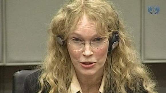 Mia Farrow in court <font size=-2>(Source: LA Times)</font>