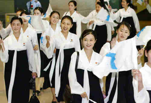 North Korea's Army of Beauties (Korea Herald)