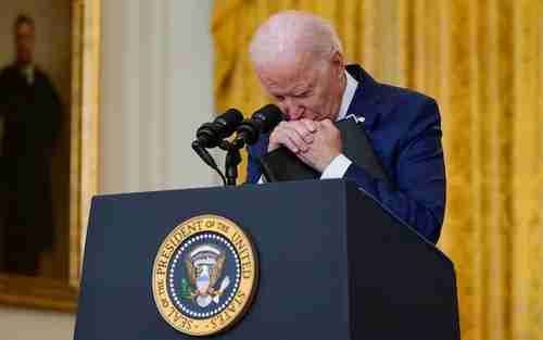 Iconic photo of Joe Biden at press conference on 27-Aug, in response to a question (Telegraph)