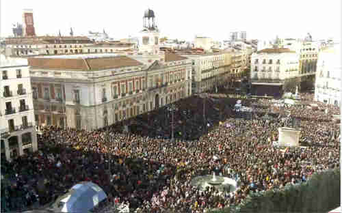 Podemos supporters in Madrid's Cibeles square on Saturday (Skyline Webcam)