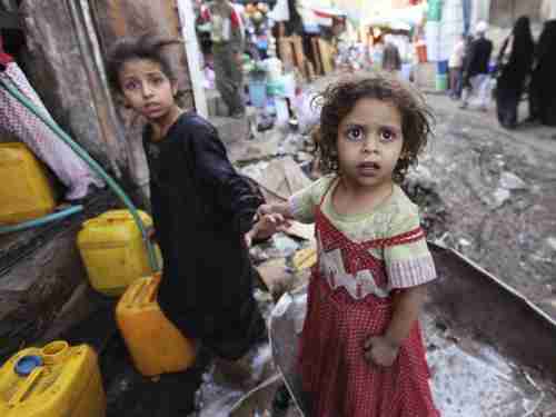 Children in Yemen war zone (Reuters)