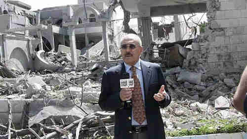 Former Yemen president Ali Abdullah Saleh addresses the nation from the ruins of his home. (Reuters)