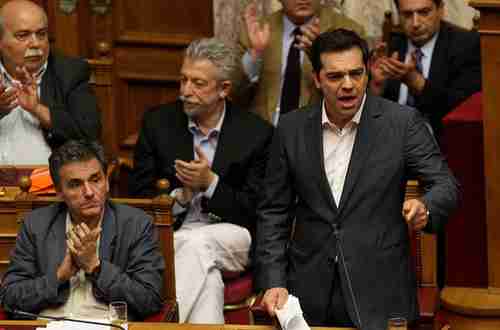 Alexis Tsipras addressing parliament on Wednesday