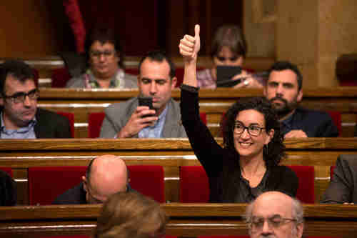 Marta Rovira votes for secession from Spain in Catalonia's parliament on Monday (Getty)