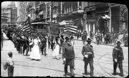 May 30, 1912: About 700 Civil War veterans marched in this parade on Decoration Day in Los Angeles (LA Times)